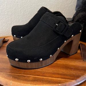 Sugar Brownies Clog Heels